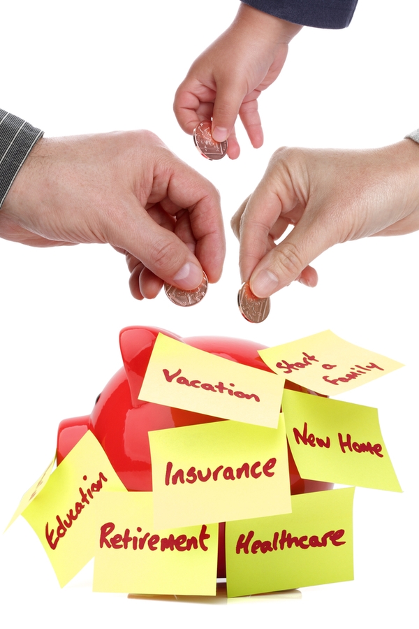 If you have a family, frugal living is important. Do you know the best frugal living tips for families? Everyone can work together on these! See how you can save money with these frugal living tips. 